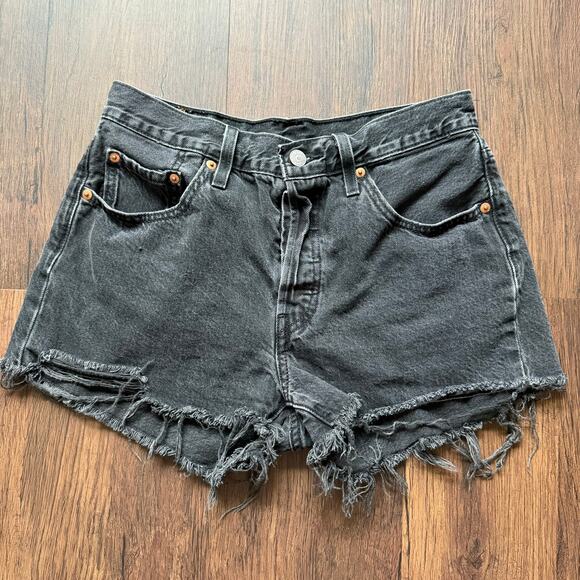 Levi’s 501 Black Cutoff Denim Shorts – Distressed Frayed Hem (Waist 29) - Picture 4 of 6